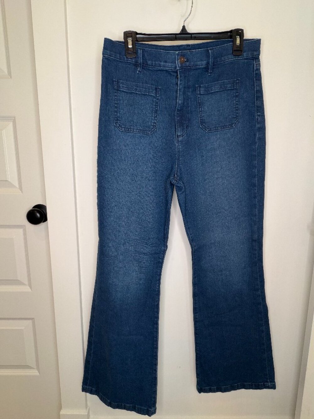 Ann Taylor Factory Jeans w/ Front Pocket Detail - Size 12